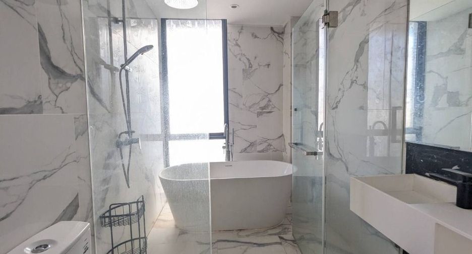 Condo en venta y en alquiler de 1 habitaciones en Khlong Toei, Bangkok