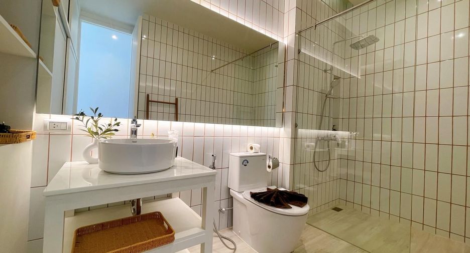 For rent 4 bedrooms villa in Thalang, Phuket