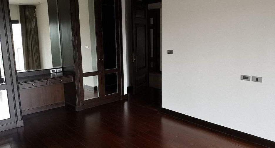 Wohnung zur Miete mit 4 Zimmer in Watthana, Bangkok