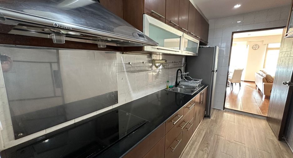 For rent 3 bedrooms condo in Suan Luang, Bangkok