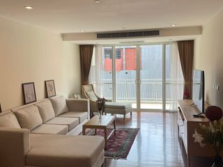 For rent 3 bedrooms apartment in Khlong Toei, Bangkok