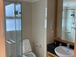 For rent 3 bedrooms apartment in Khlong Toei, Bangkok