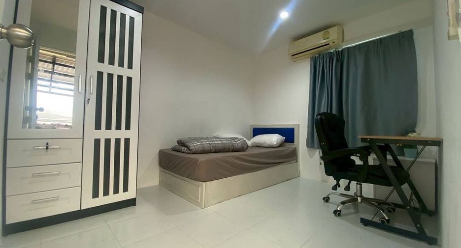 For rent 5 bedrooms house in Suan Luang, Bangkok