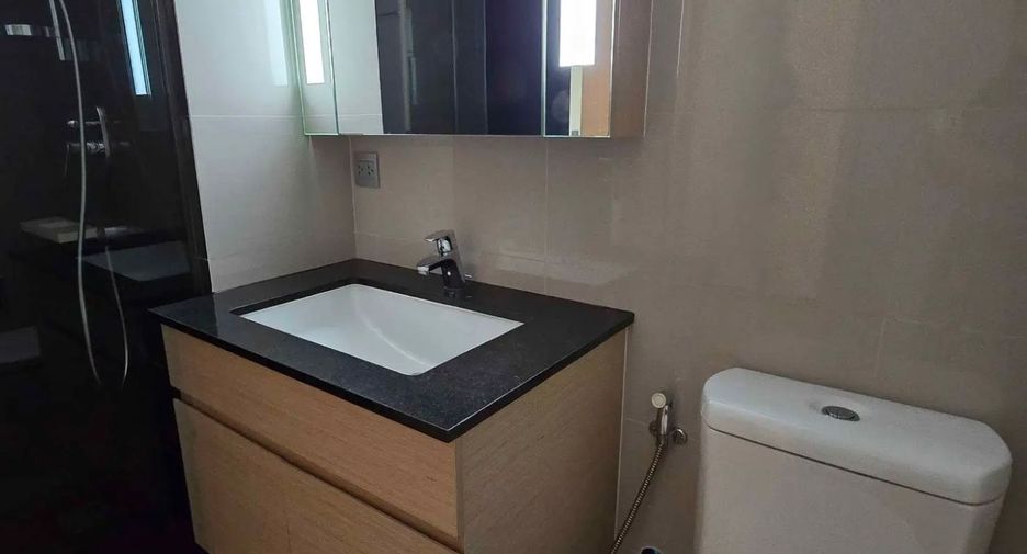 Condo en alquiler de 2 habitaciones en Watthana, Bangkok