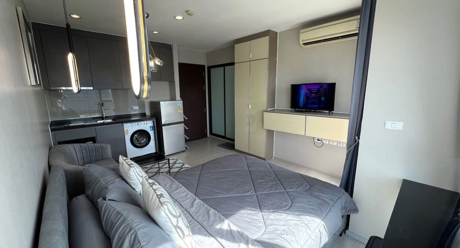 À louer 1 chambre condo à Huai Khwang, Bangkok