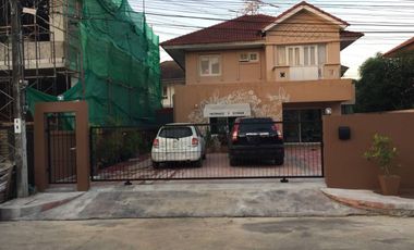 For sale 4 bedrooms house in Lat Krabang, Bangkok