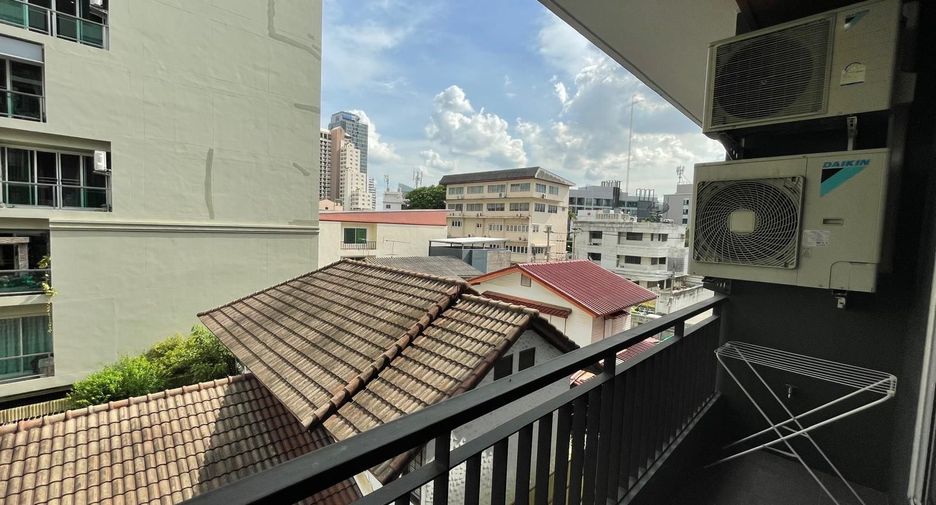 For rent 1 bed apartment in Khlong Toei, Bangkok