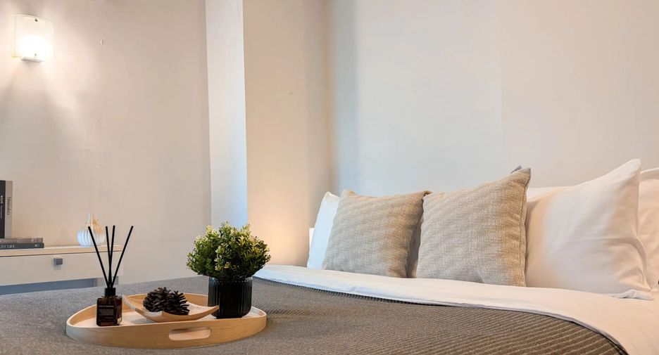 For rent 1 bed condo in Watthana, Bangkok