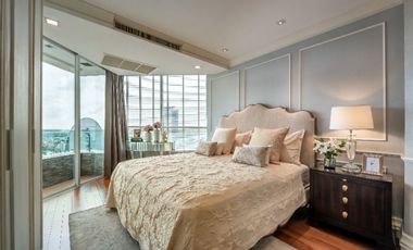 For sale 3 bedrooms condo in Dusit, Bangkok
