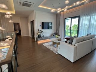 For sale 5 bedrooms house in Bang Phli, Samut Prakan