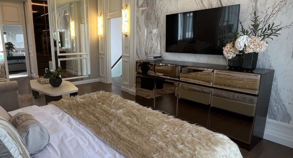 Casa en venta de 5 habitaciones en Bang Phli, Samut Prakan