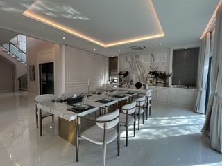 For sale 5 bedrooms house in Bang Phli, Samut Prakan