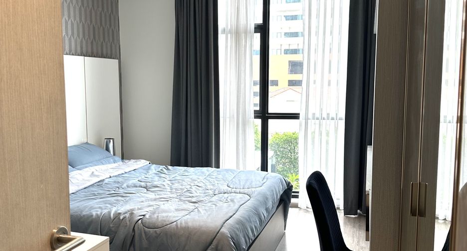For rent 2 ベッドルーム condo in Watthana, Bangkok