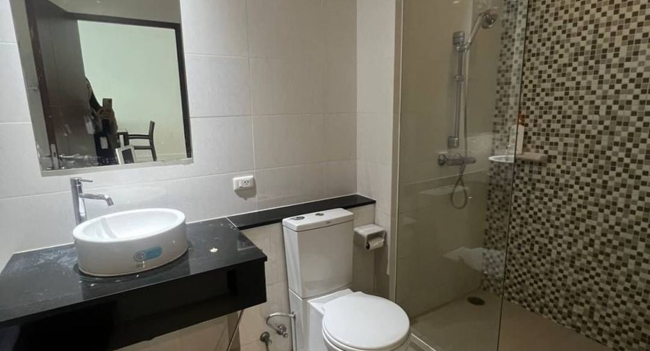 Condo en alquiler de 1 habitaciones en Watthana, Bangkok