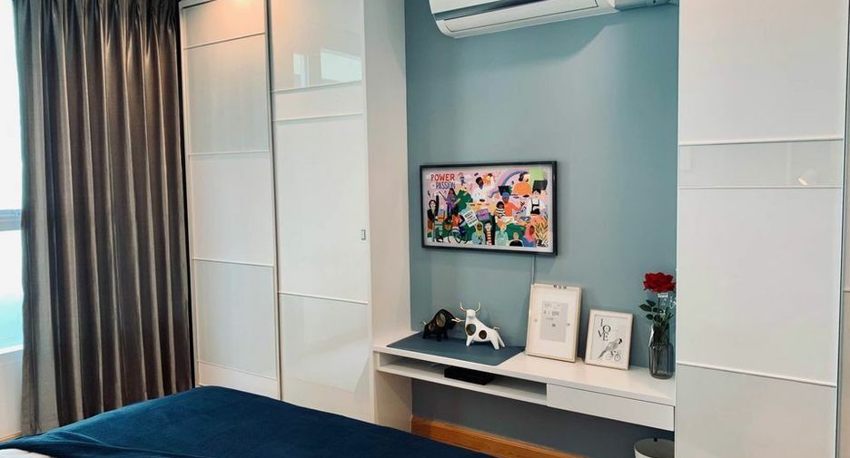 For sale and for rent 2 bedrooms condo in Watthana, Bangkok
