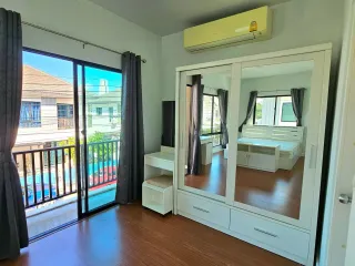 Casa en venta de 3 habitaciones en Bang Sao Thong, Samut Prakan