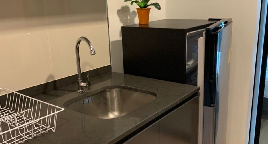 For rent 1 bed condo in Ratchathewi, Bangkok