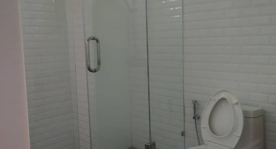 Wohnung zur Miete mit 2 Zimmer in Watthana, Bangkok
