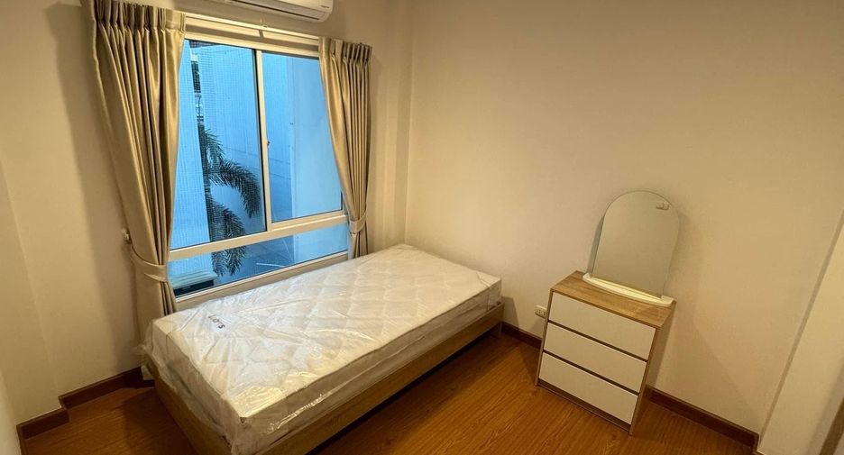 Haus zur Miete mit 3 Zimmer in Chom Thong, Bangkok