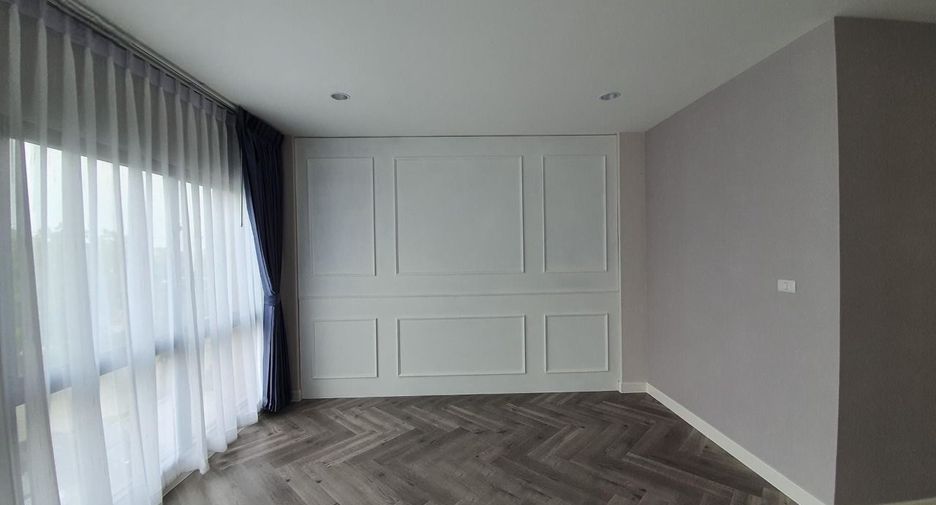 For sale 2 bedrooms townhouse in Prawet, Bangkok