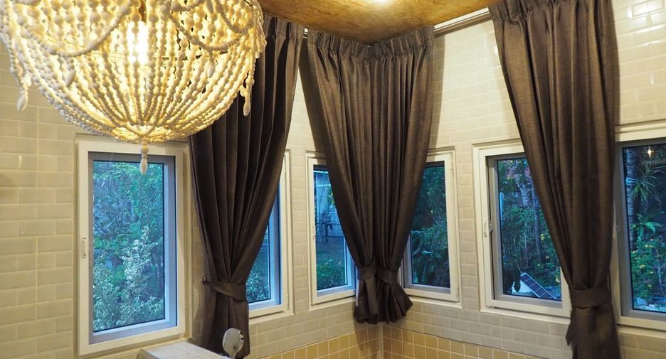 For rent 2 bedrooms villa in Mueang Phuket, Phuket