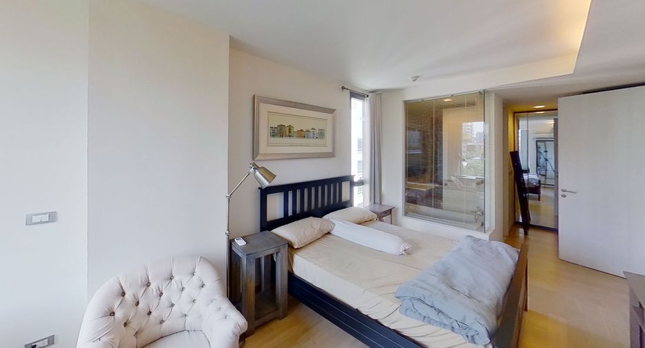 For sale and for rent 1 bed condo in Watthana, Bangkok