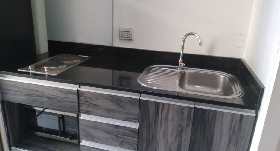 For sale 2 bedrooms condo in Mueang Samut Prakan, Samut Prakan