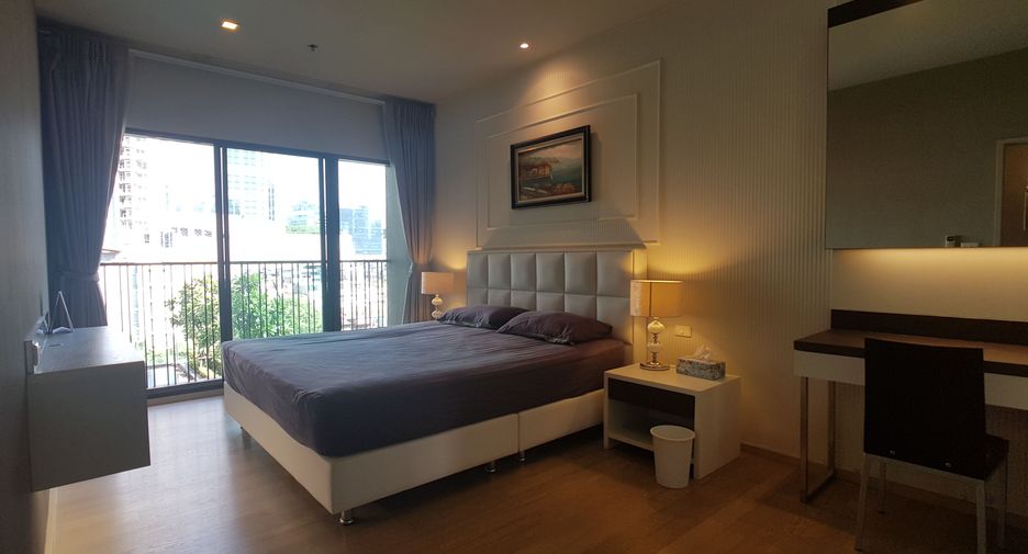 For rent 1 bed condo in Khlong Toei, Bangkok