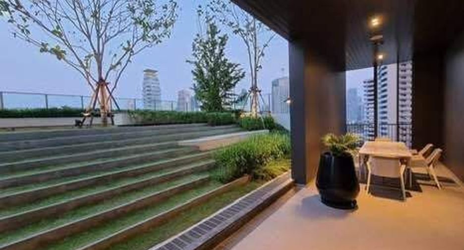 Wohnung zur Miete mit Studio in Watthana, Bangkok