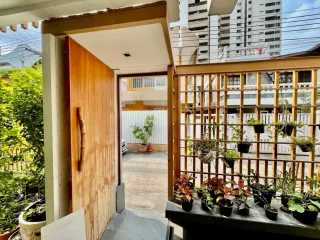 For sale 2 ベッドルーム house in Watthana, Bangkok