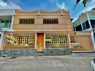 For sale 2 ベッドルーム house in Watthana, Bangkok