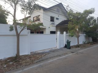 Аренда 3 спальни дом в Bang Phli, Самутпракан