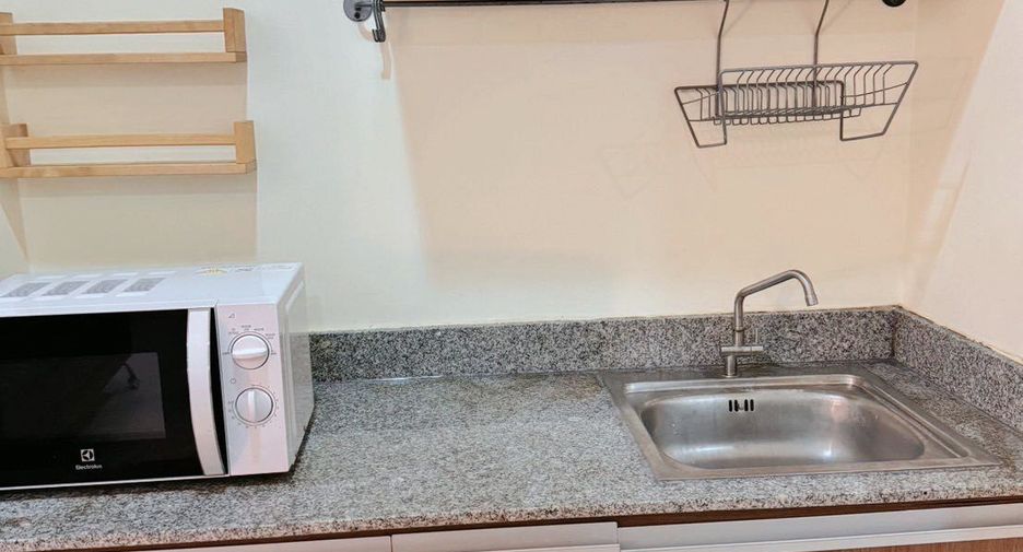 For rent 1 bed condo in Bang Rak, Bangkok