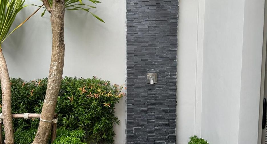For sale 3 bedrooms villa in Thalang, Phuket