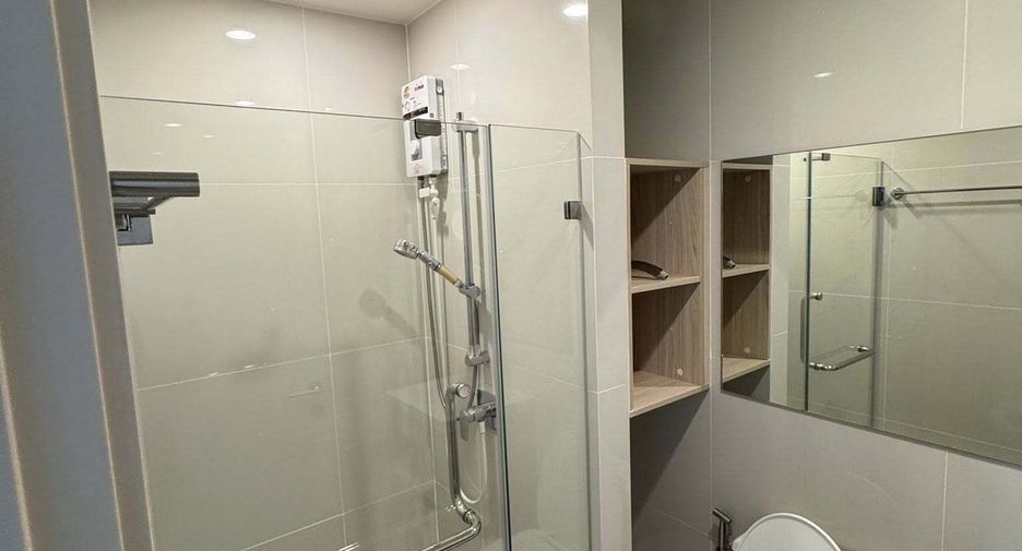 For rent 1 bed condo in Huai Khwang, Bangkok