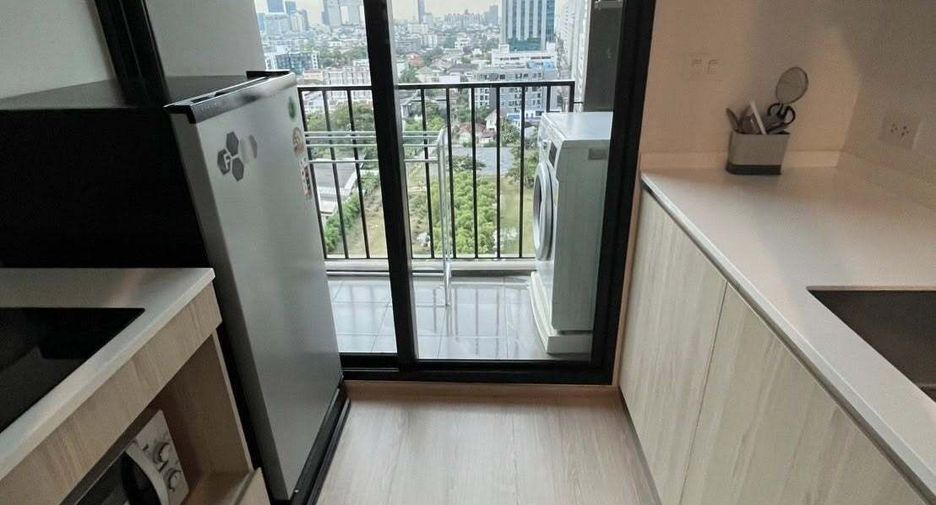 For rent 1 bed condo in Huai Khwang, Bangkok