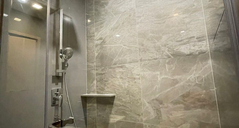 For sale 1 bed condo in Suan Luang, Bangkok