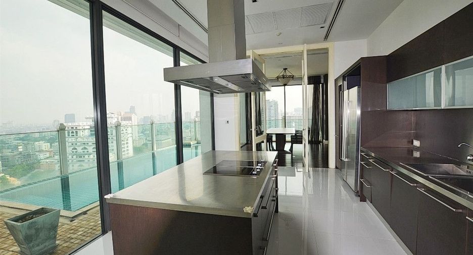 出租 3 卧室 公寓 在 Khlong Toei, 曼谷