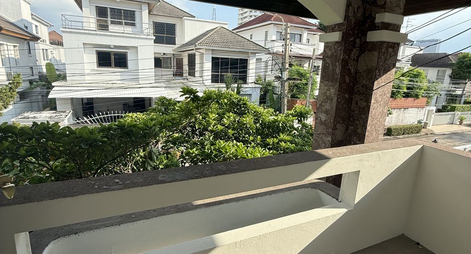 ให้เช่า 2 ห้องนอน บ้านเดี่ยว ใน วังทองหลาง, กรุงเทพฯ