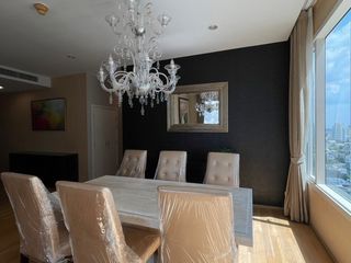 For rent 3 bedrooms condo in Khlong Toei, Bangkok