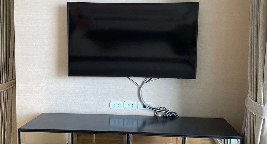 For rent 3 ベッドルーム condo in Khlong Toei, Bangkok