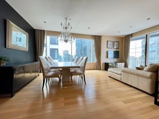 For rent 3 bedrooms condo in Khlong Toei, Bangkok