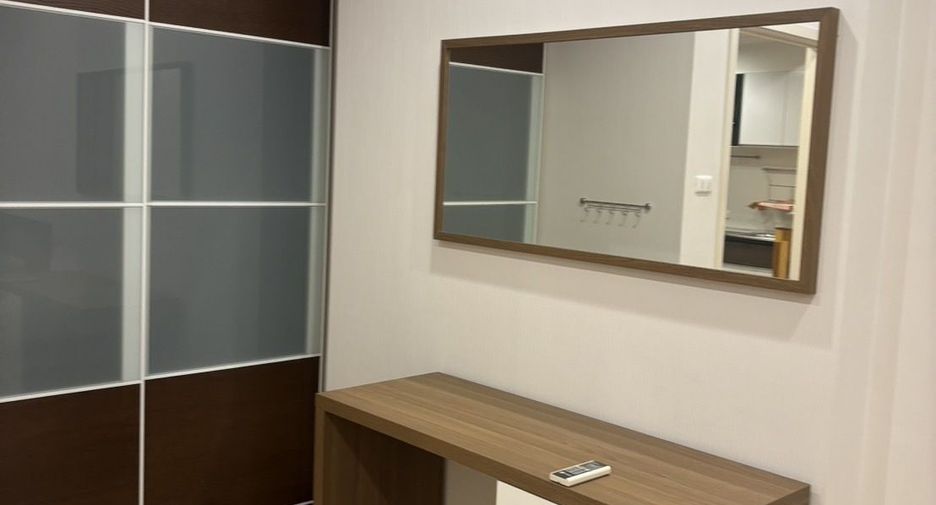Wohnung zur Miete mit 1 Zimmer in Yan Nawa, Bangkok