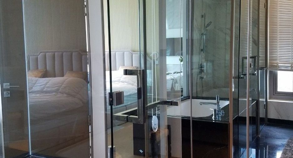 For rent 1 bed condo in Sathon, Bangkok