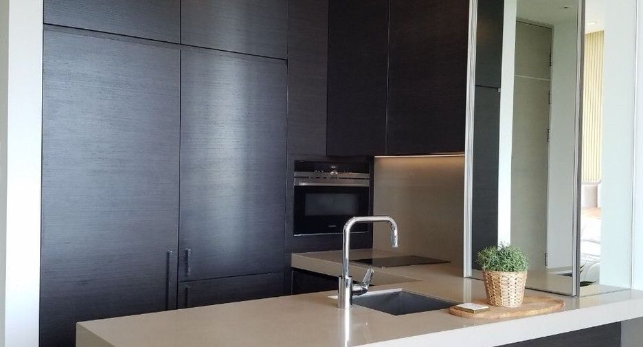 For rent 1 bed condo in Sathon, Bangkok