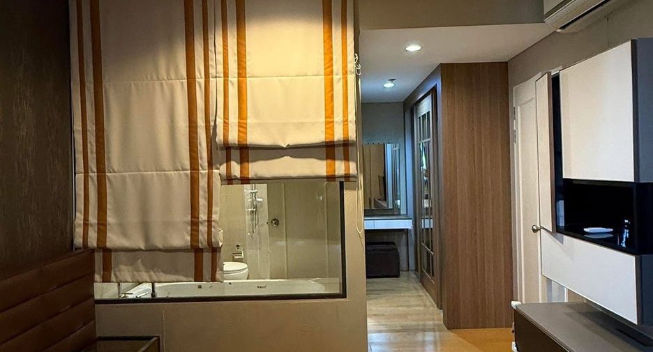 For rent 1 bed condo in Watthana, Bangkok