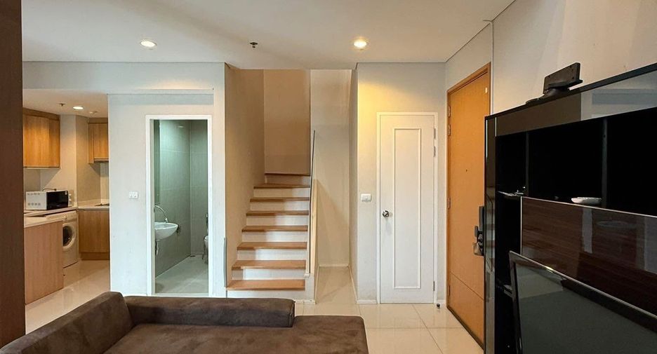 For rent 1 bed condo in Watthana, Bangkok