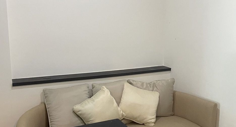 For rent 1 bed condo in Huai Khwang, Bangkok