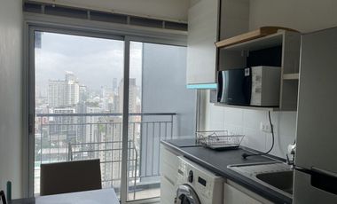 À louer 1 chambre condo à Huai Khwang, Bangkok