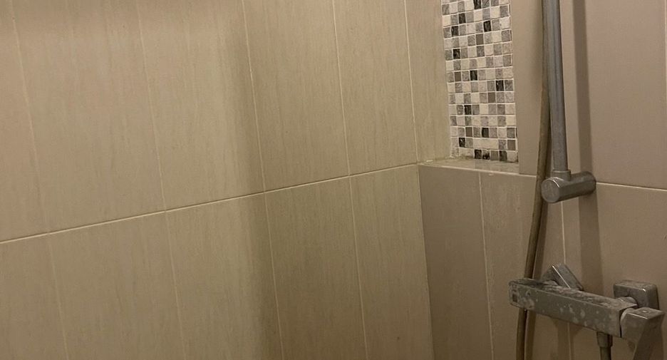 For rent 1 bed condo in Huai Khwang, Bangkok